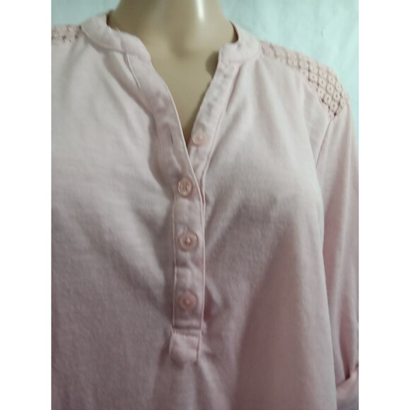 No Boundaries Women Large Pink‎ Roll Tab Sleeve Lace button pullover - Picture 3 of 15